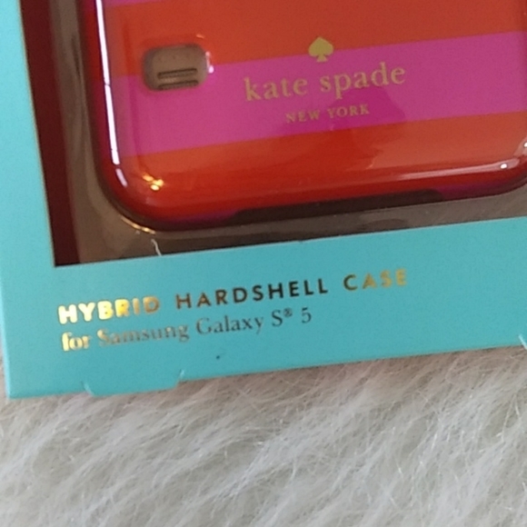 Kate Spade Pink Phone Case - Picture 3 of 7